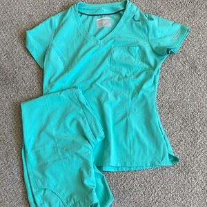 Skechers Scrub Set. Medium Petite.